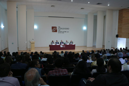 Ciclo Caminos y dilemas de la nación
