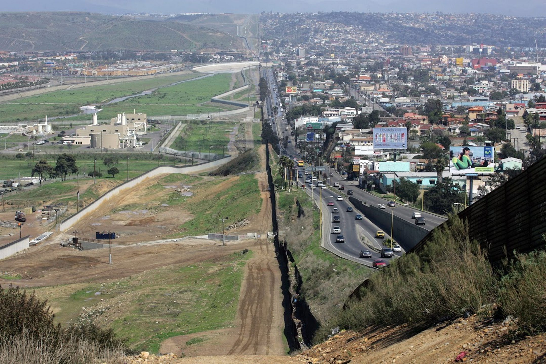 Las fronteras como instituciones COMECSO
